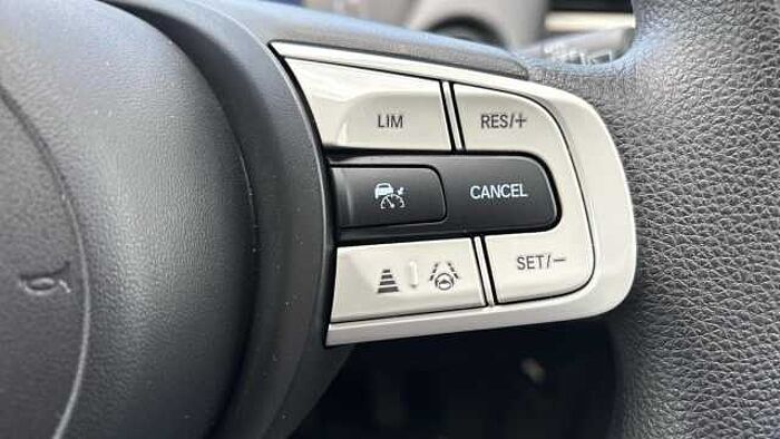Honda Jazz Hybrid 1.5 h i-MMD SE Hatchback 5dr Petrol Hybrid eCVT Euro 6 (s/s) (109 ps) 