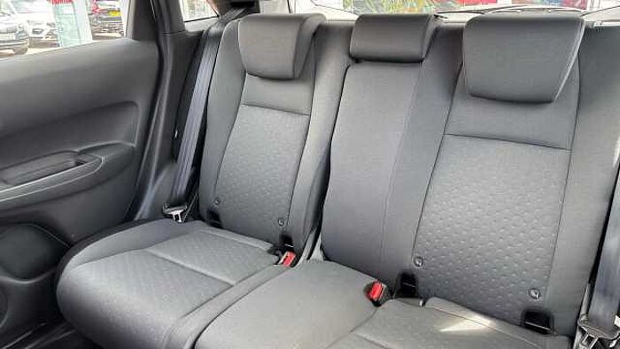 Honda Jazz Hybrid 1.5 h i-MMD SE Hatchback 5dr Petrol Hybrid eCVT Euro 6 (s/s) (109 ps) 