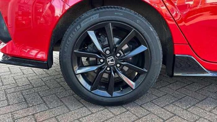 Honda Civic 1.5 VTEC Turbo Sport Hatchback 5dr Petrol CVT Euro 6 (s/s) (182 ps) 