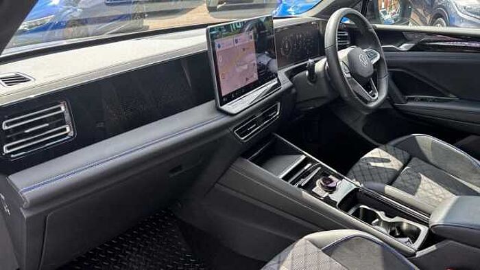 Volkswagen Tiguan 2.0 TDI R-Line SUV 5dr Diesel DSG Euro 6 (s/s) (150 ps) 