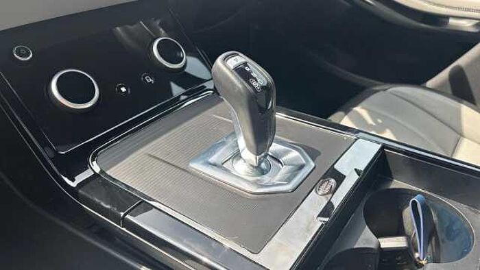 Land Rover Range Rover Evoque 2.0 D200 MHEV R-Dynamic SE SUV 5dr Diesel Auto 4WD Euro 6 (s/s) (204 ps) 