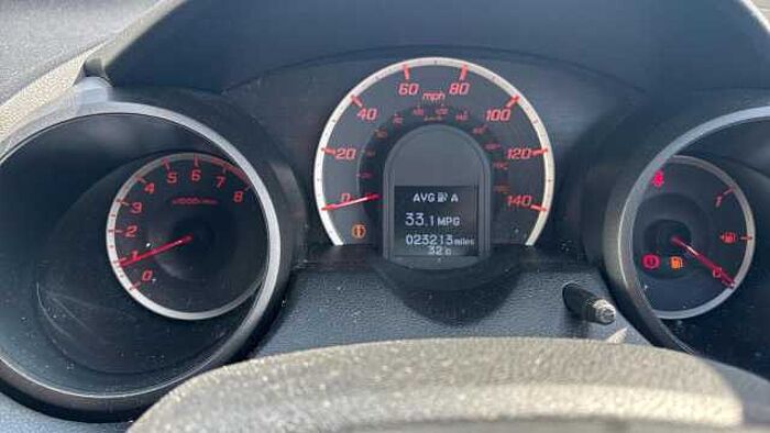 Honda Jazz 1.4 i-VTEC ES Plus Hatchback 5dr Petrol CVT Euro 5 (99 ps) 