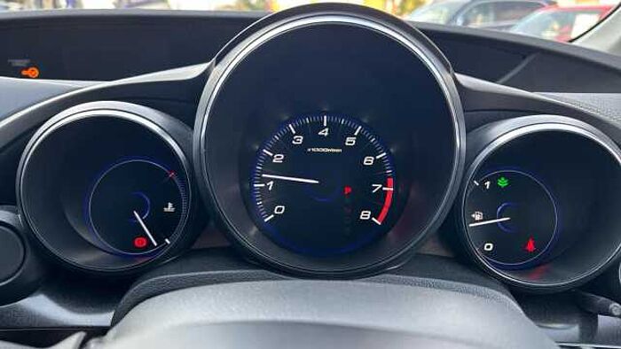 Honda Civic 1.8 i-VTEC SR Hatchback 5dr Petrol Auto Euro 6 (142 ps) 