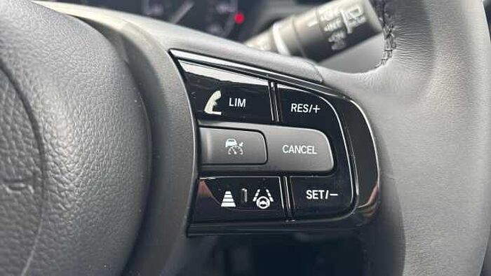 Honda HR-V Hybrid 1.5 h i-MMD e:HEV Elegance SUV 5dr Petrol Hybrid CVT Euro 6 (s/s) (131 ps) 