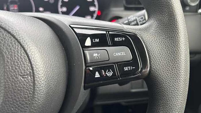 Honda HR-V Hybrid 1.5 h i-MMD Elegance SUV 5dr Petrol Hybrid CVT Euro 6 (s/s) (131 ps) 