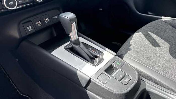 Honda Jazz Hybrid 1.5 h i-MMD Advance Hatchback 5dr Petrol Hybrid eCVT Euro 6 (s/s) (122 ps) 