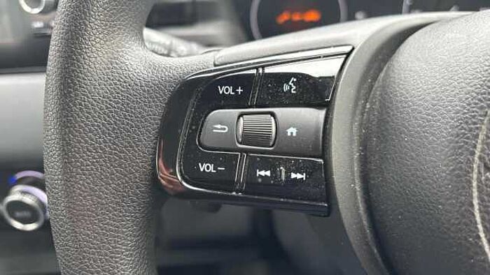 Honda HR-V Hybrid 1.5 h i-MMD Elegance SUV 5dr Petrol Hybrid CVT Euro 6 (s/s) (131 ps) 
