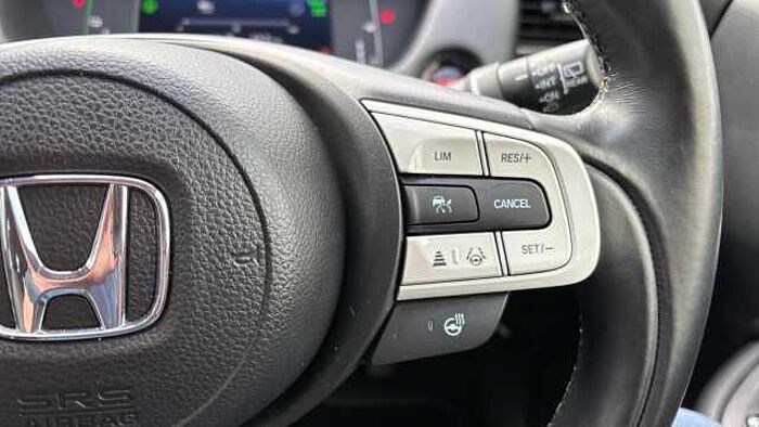Honda Jazz Hybrid 1.5 h i-MMD Crosstar Advance Hatchback 5dr Petrol Hybrid eCVT Euro 6 (s/s) (122 