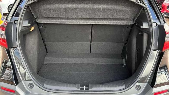 Honda Jazz Hybrid 1.5 h i-MMD Crosstar Advance Hatchback 5dr Petrol Hybrid eCVT Euro 6 (s/s) (122 