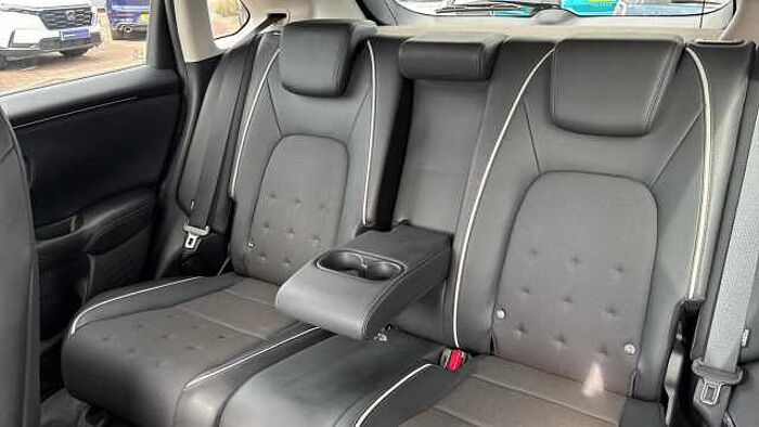 Honda ZR-V e:HEV 2.0 h i-MMD Sport SUV 5dr Petrol Hybrid eCVT Euro 6 (s/s) (184 ps) 