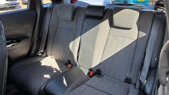 Honda Jazz Hybrid 1.5 h i-MMD EX Style Hatchback 5dr Petrol Hybrid eCVT Euro 6 (s/s) (109 ps) 