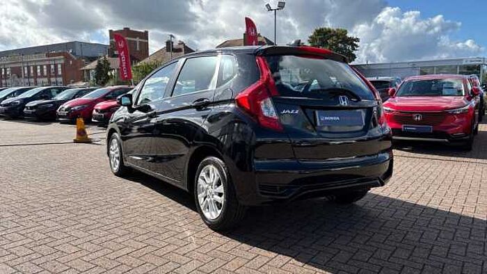 Honda Jazz 1.3 i-VTEC SE Navi Hatchback 5dr Petrol CVT Euro 6 (s/s) (102 ps) 