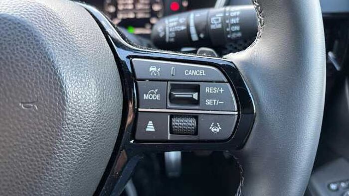 Honda CR-V Hybrid 2.0 17.7kWh Advance Tech SUV 5dr Petrol Plug-in Hybrid eCVT Euro 6 (s/s) (184 ps 